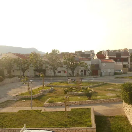 Donami * Pag Town