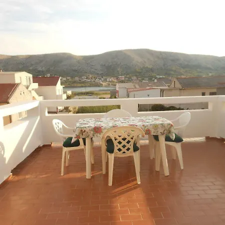 Donami Apartmán Pag Town