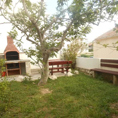Donami Apartment