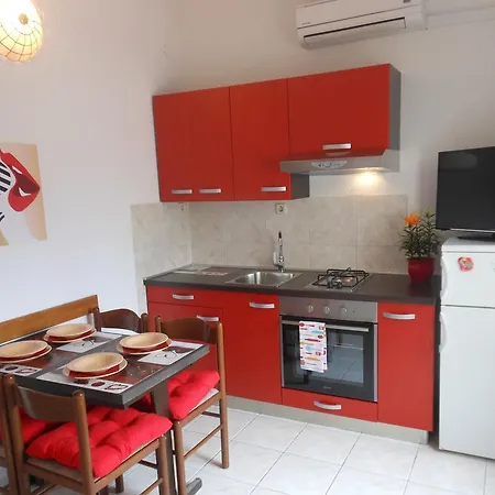Donami Pag Town