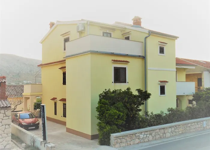 アパート Donami パグ