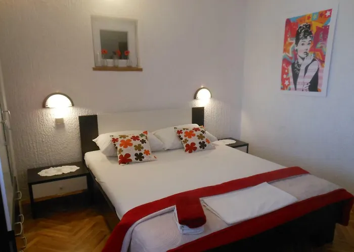 Donami アパート *